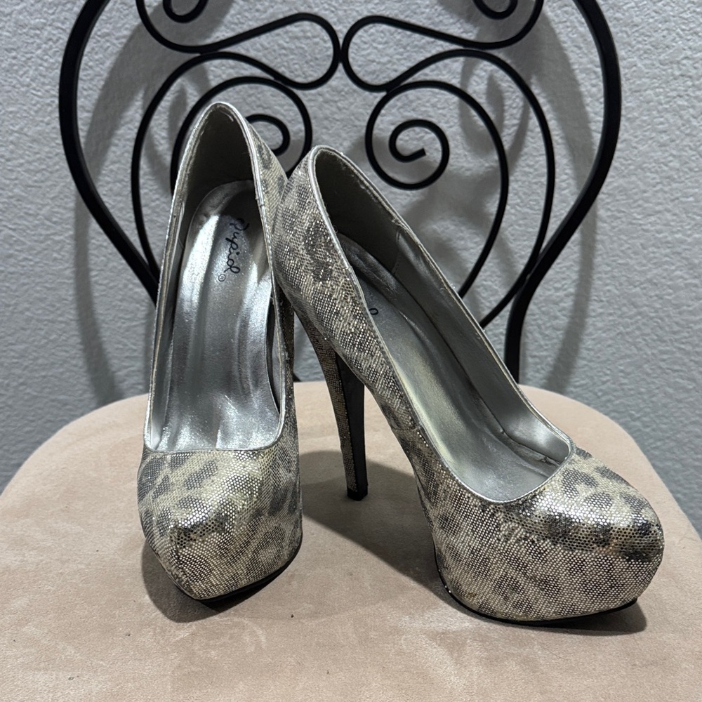 Stylish Leopard Print Heels